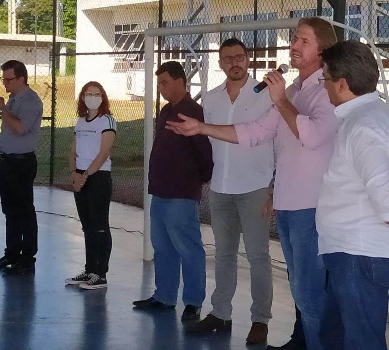 Zeca Dirceu participa da inauguração do bloco didático e quadra coberta do campus avançado do IFPR de Goioerê