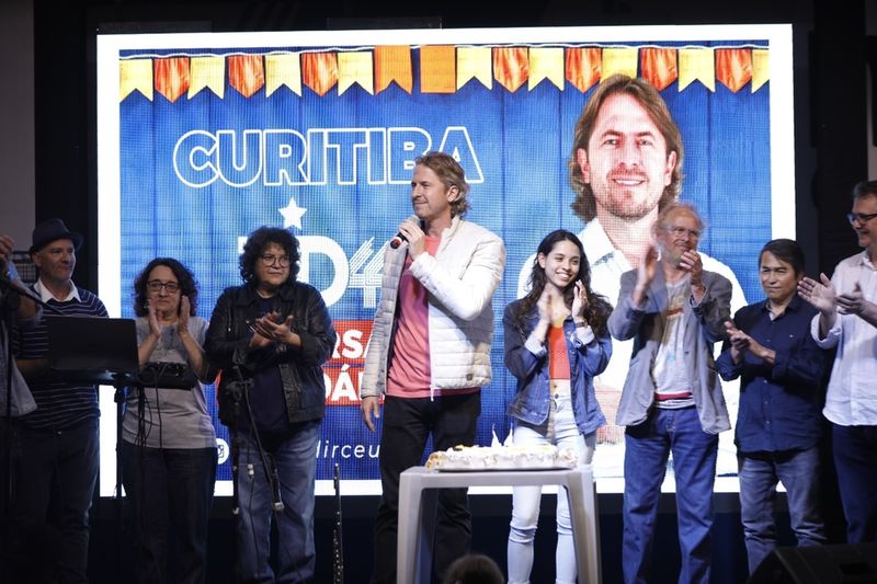 Brasil tem todas as condições de voltar a ser feliz de novo”, diz Zeca Dirceu