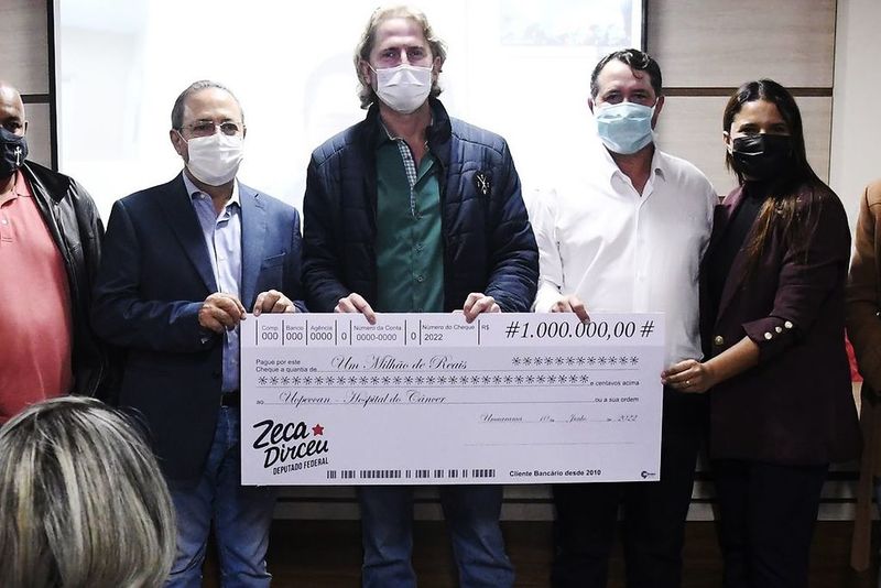 Zeca Dirceu garante mais de R$ 3 milhões em recursos para a saúde de Umuarama