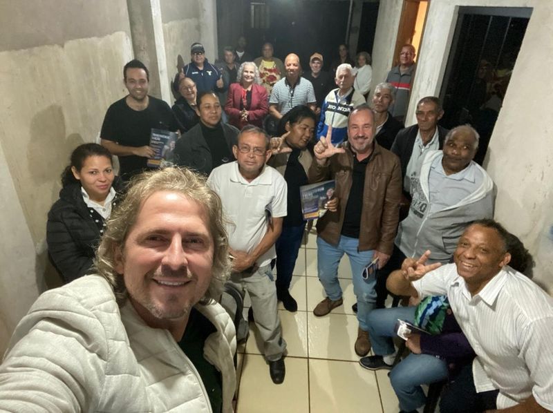 Em Campo Mourão, Zeca Dirceu se reúne com apoiadores e reforça compromisso com a cidade