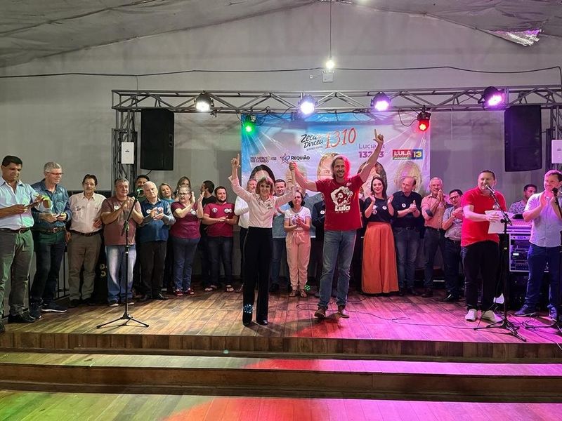 Lançamento das campanhas de Zeca Dirceu federal e Luciana Rafagnin estadual reúne 250 lideranças de Francisco Beltrão e região