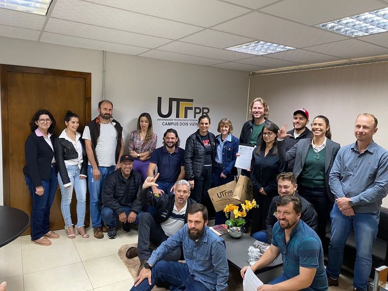 Zeca Dirceu visita UTFPR de Dois Vizinhos e reafirma compromisso com a educação
