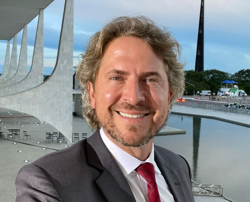 Zeca Dirceu é o novo líder do PT na Câmara dos Deputados