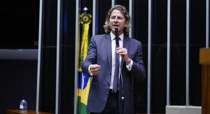 Entrevista Zeca Dirceu – “Vamos dialogar com quem quer ajudar o Brasil”
