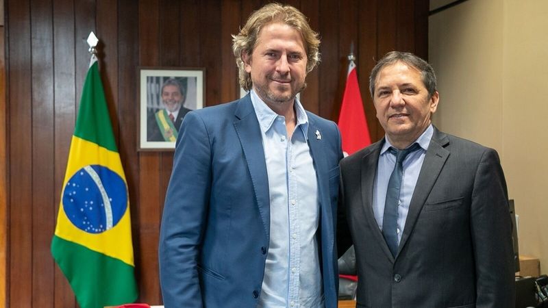 Chico Brasileiro destaca apoio de Zeca Dirceu na saúde e para viabilizar Centro Cívico de Foz do Iguaçu