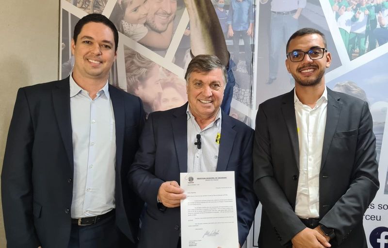 Zeca Dirceu articula agendas em Brasília para ampliação do aeroporto de Umuarama