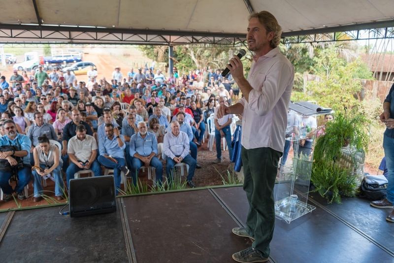 “Asfalto da Estrada Jaguaretê é mais uma conquista para o noroeste”, comemora Zeca Dirceu