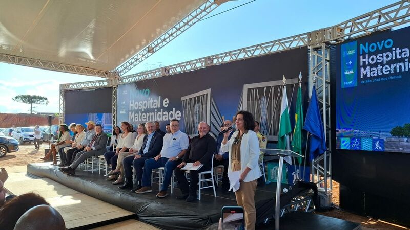 Ministra da Saúde visita Curitiba e São José dos Pinhais e confirma investimento milionário em saúde