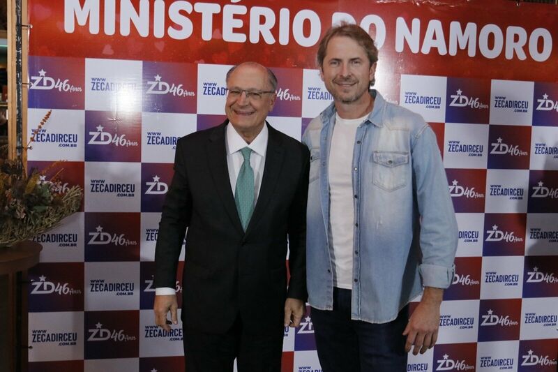 Aniversário de Zeca Dirceu reúne autoridades dos três poderes, destaca sua liderança, articulação política e o amplo diálogo