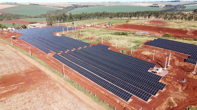 Zeca Dirceu aponta usina fotovoltaica em Cascavel como exemplo de desenvolvimento sustentável impulsionado pela Itaipu