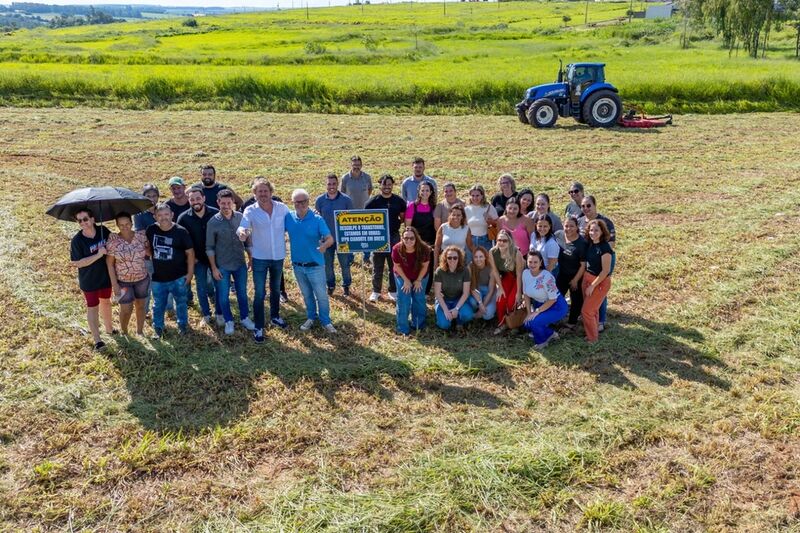 Visita de Zeca Dirceu ao terreno marca início da obra de construção do campus do IFPR em Cianorte