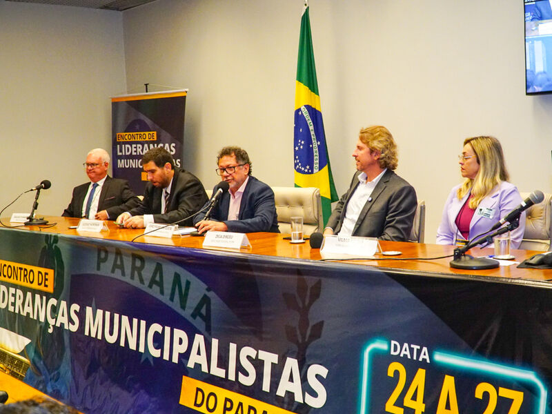 Programas de governança fundiária são apresentados pelo Incra durante o Encontro de Lideranças Municipalistas do Paraná