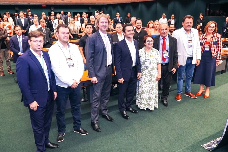 Gestores do Paraná debatem parcerias com governo federal e elogiam a oportunidade de dialogar diretamente com ministros do governo Lula