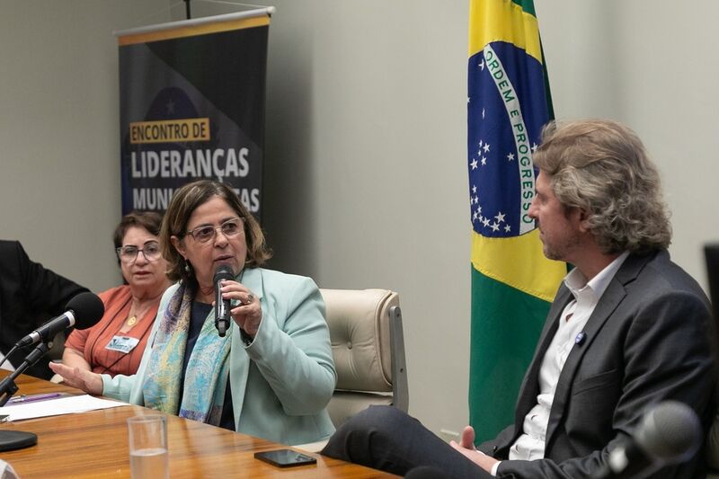 “Política pública que envolve todo o governo”, diz Zeca Dirceu sobre Plano de Igualdade Salarial