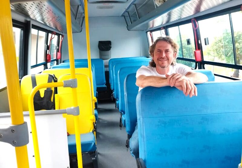 Siqueira Campos recebe novo ônibus escolar, adquirido com investimentos de quase R$ 400 mil do FNDE