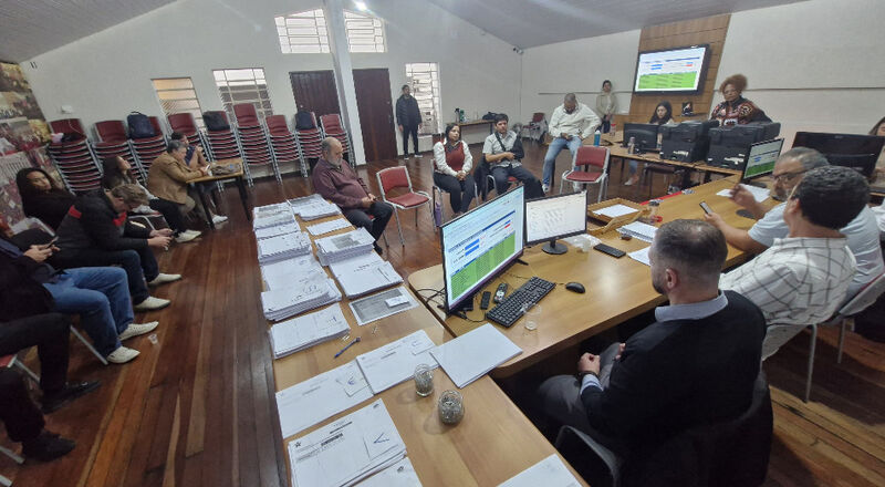 Julgamento de mais de 20 pedidos de impugnação pode anular quase 1,6 mil votos no Paraná