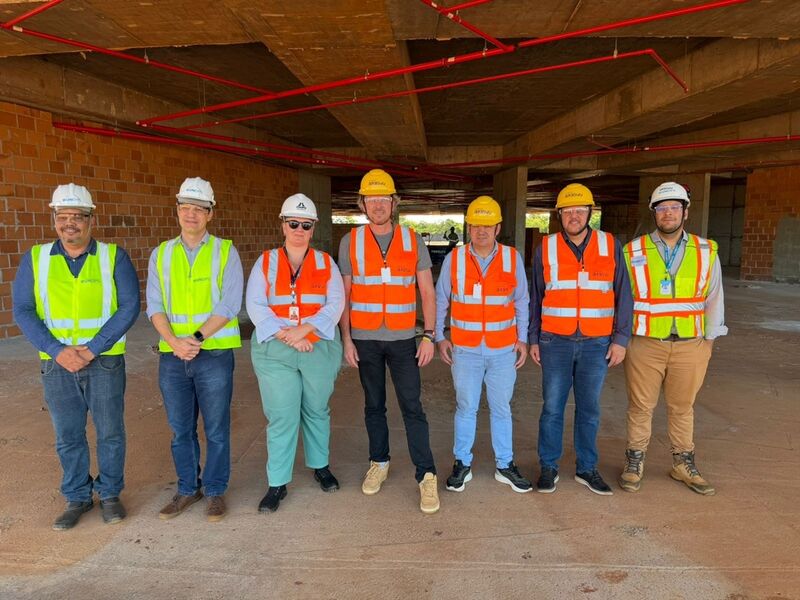 “Educação volta a ser prioridade”: Zeca Dirceu visita obras do novo campus da Unila e fala sobre retomada histórica em Foz do Iguaçu