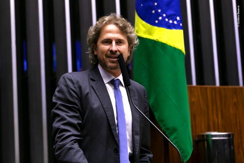Zeca Dirceu: “Isenção do IR até R$ 5 mil vai aquecer a economia e fortalecer poder de compra dos brasileiros”