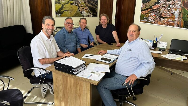Zeca Dirceu destaca investimentos de R$ 12,7 milhões da Itaipu para o Norte Pioneiro em evento em Ibaiti