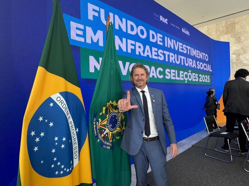 Zeca Dirceu destaca investimento perto de R$ 700 milhões do Governo Federal no Paraná, com anúncio do Novo PAC