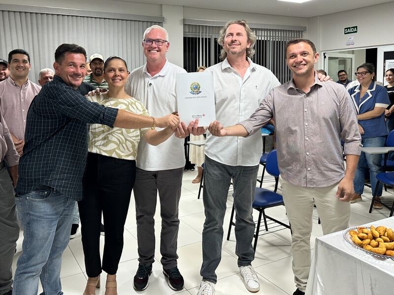 “Assistência social é prioridade e Perobal pode contar com nosso apoio”, afirma Zeca Dirceu
