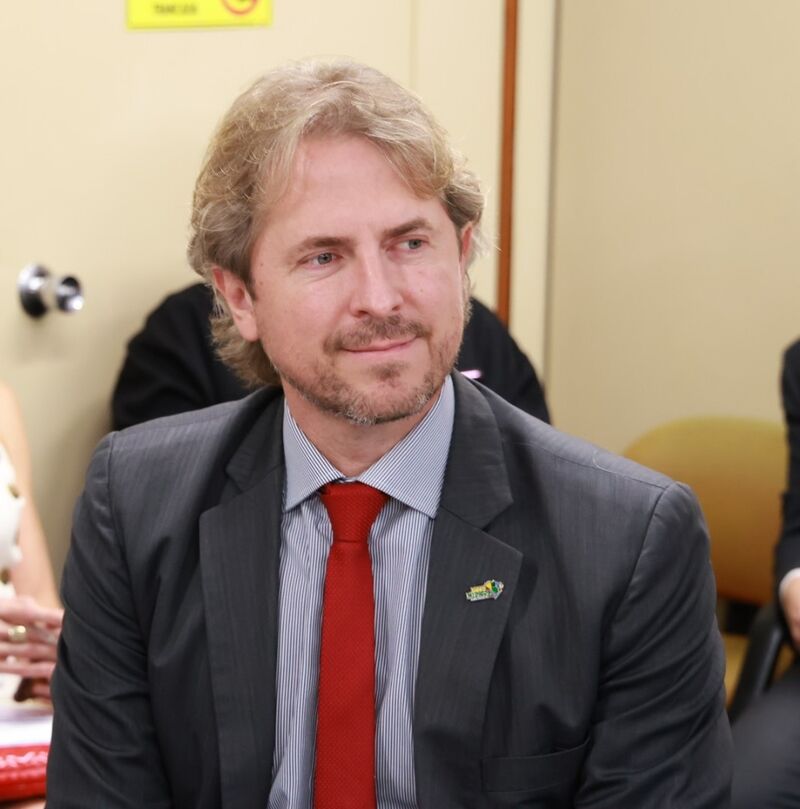 O Petróleo Brasileiro do Século XXI: Dados como Bem Público e Soberania Nacional