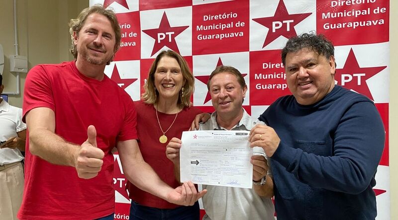 Zeca Dirceu e Dr. Antenor reúnem lideranças em Guarapuava e recebem reconhecimento por atuação e entrega de resultados