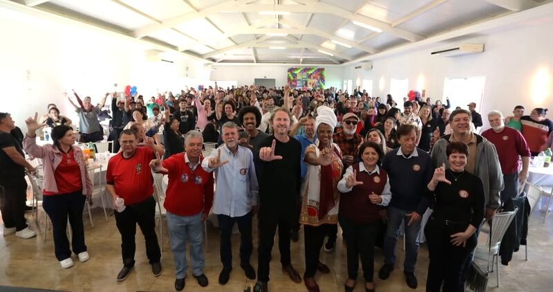 Em Londrina, aniversário solidário de Zeca Dirceu reúne 400 lideranças e reforça legado de trabalho e entrega de resultados