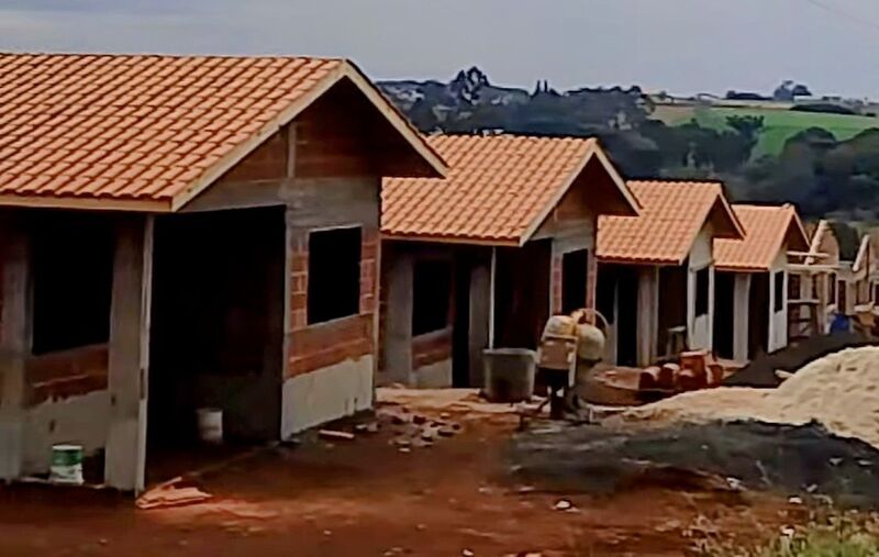 Famílias de Coronel Vivida estão mais perto da casa própria com avanço das obras do Minha Casa, Minha Vida