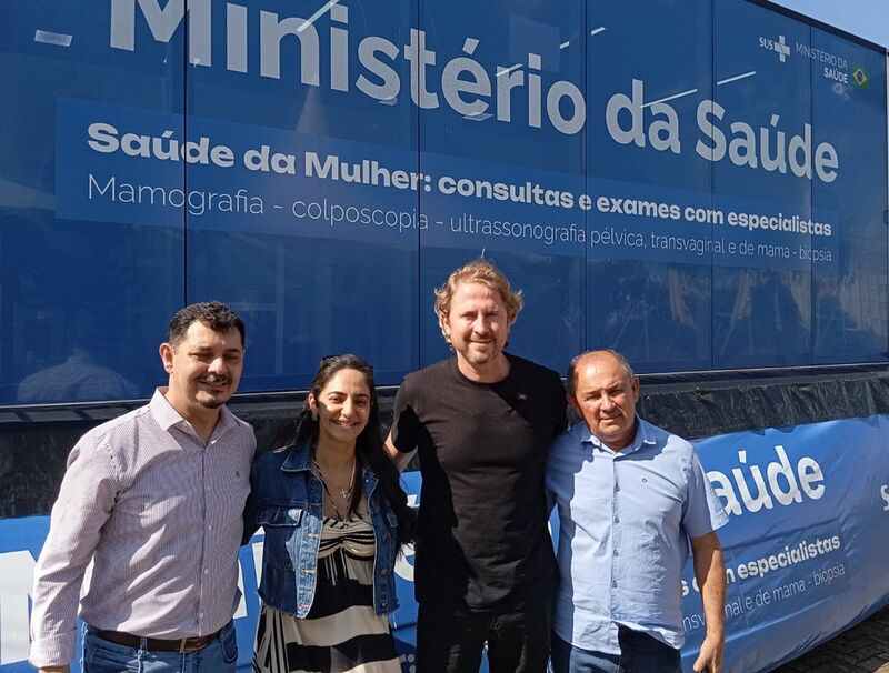 Paranavaí recebe carreta do Programa Agora tem Especialistas do Governo Lula